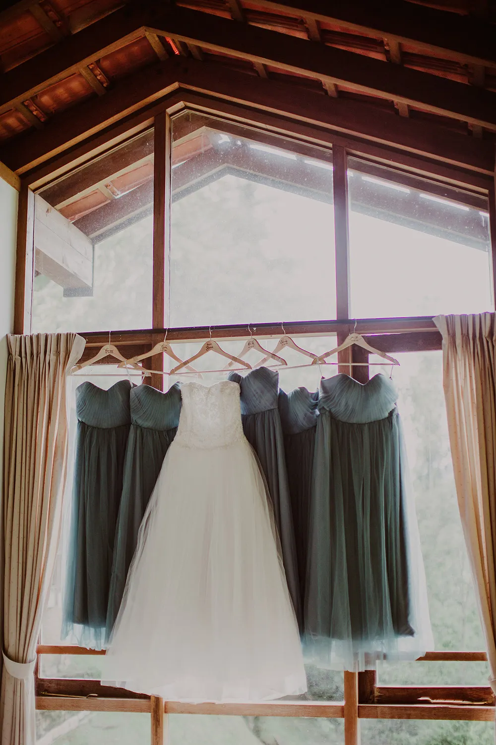 Photo by Hellojanelee. theweddingnotebook.com