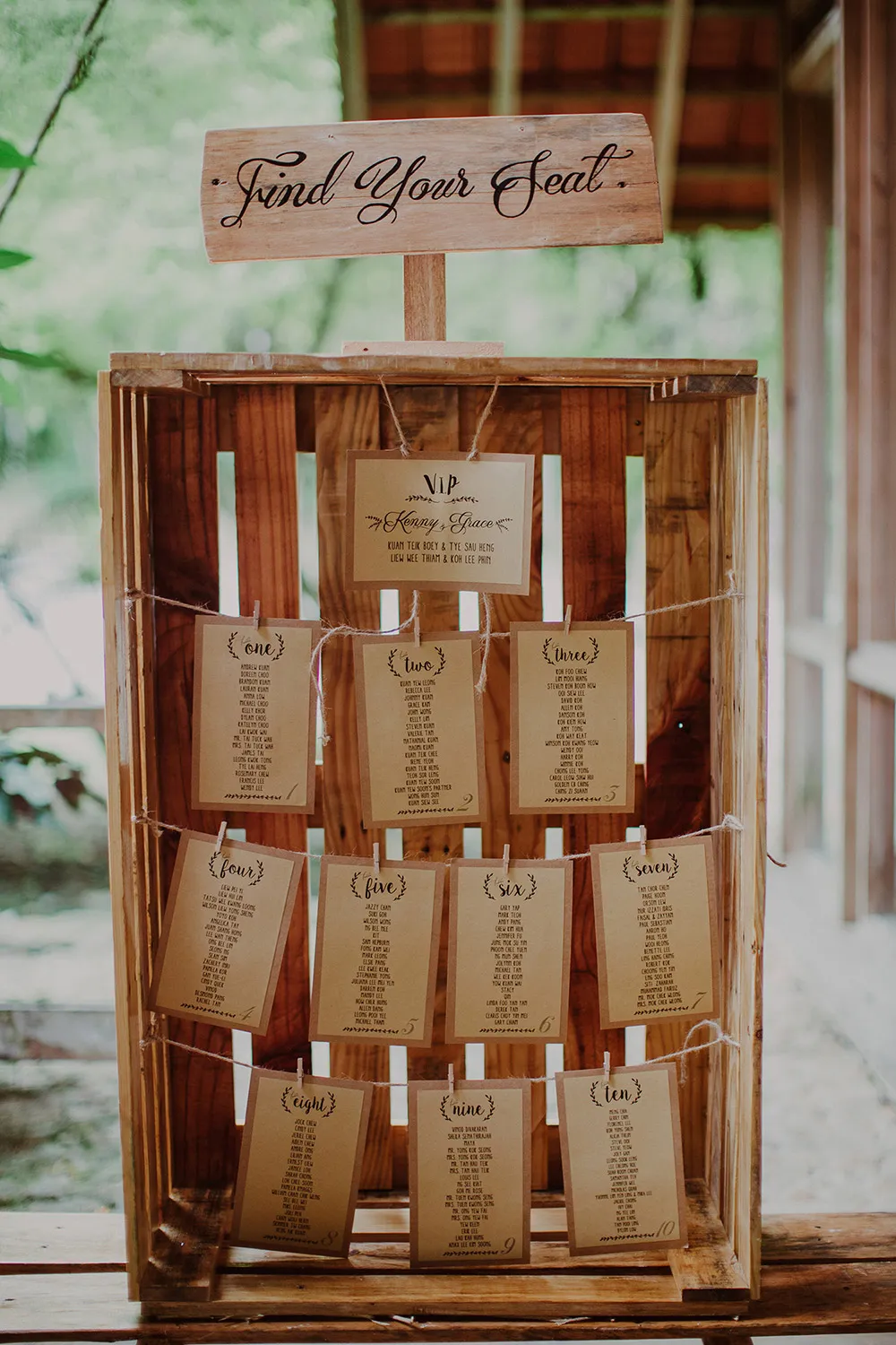 Photo by Hellojanelee. theweddingnotebook.com