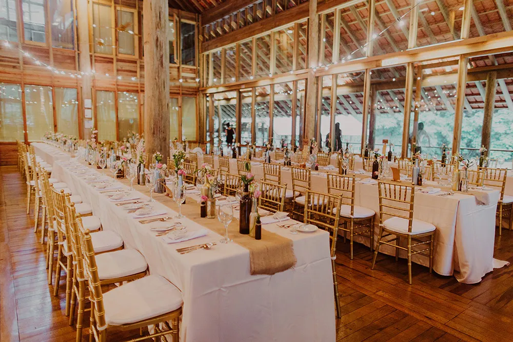 Photo by Hellojanelee. theweddingnotebook.com