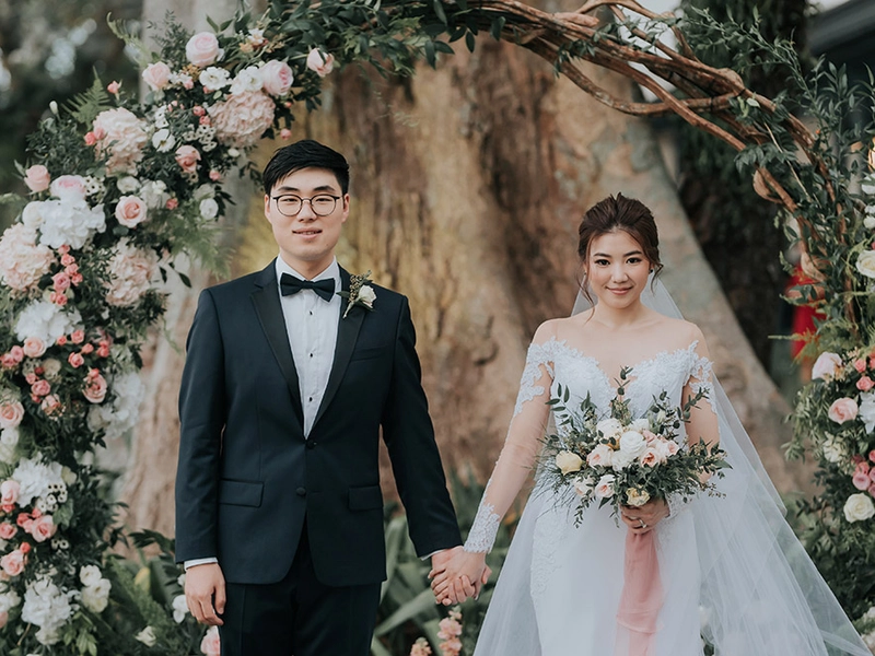 A Dusty Pink and Navy Floral Wedding At Eastern & Oriental Hotel, Penang