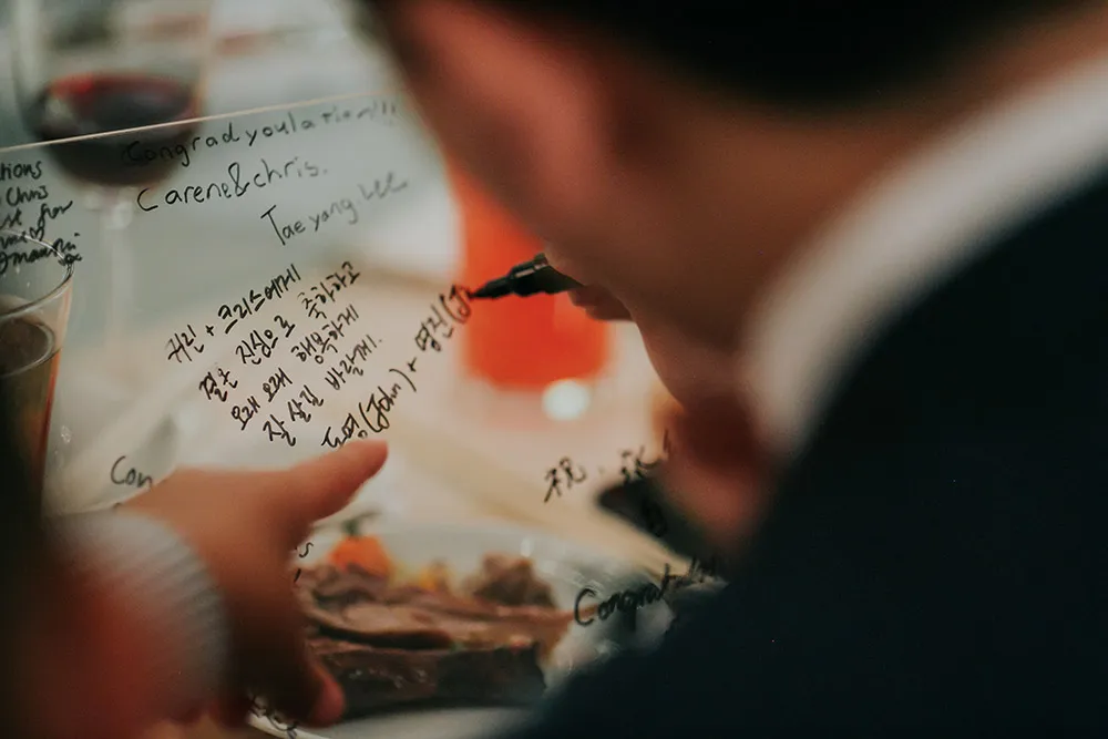Photo by Daren Chong Photography. theweddingnotebook.com