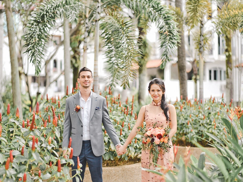 A Flower-Filled, Cosy East-Meets-West Wedding At Isabel Restaurant, KL