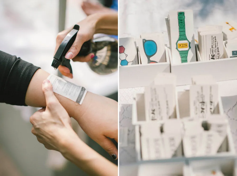 Photo by Munkeat Photography. theweddingnotebook.com