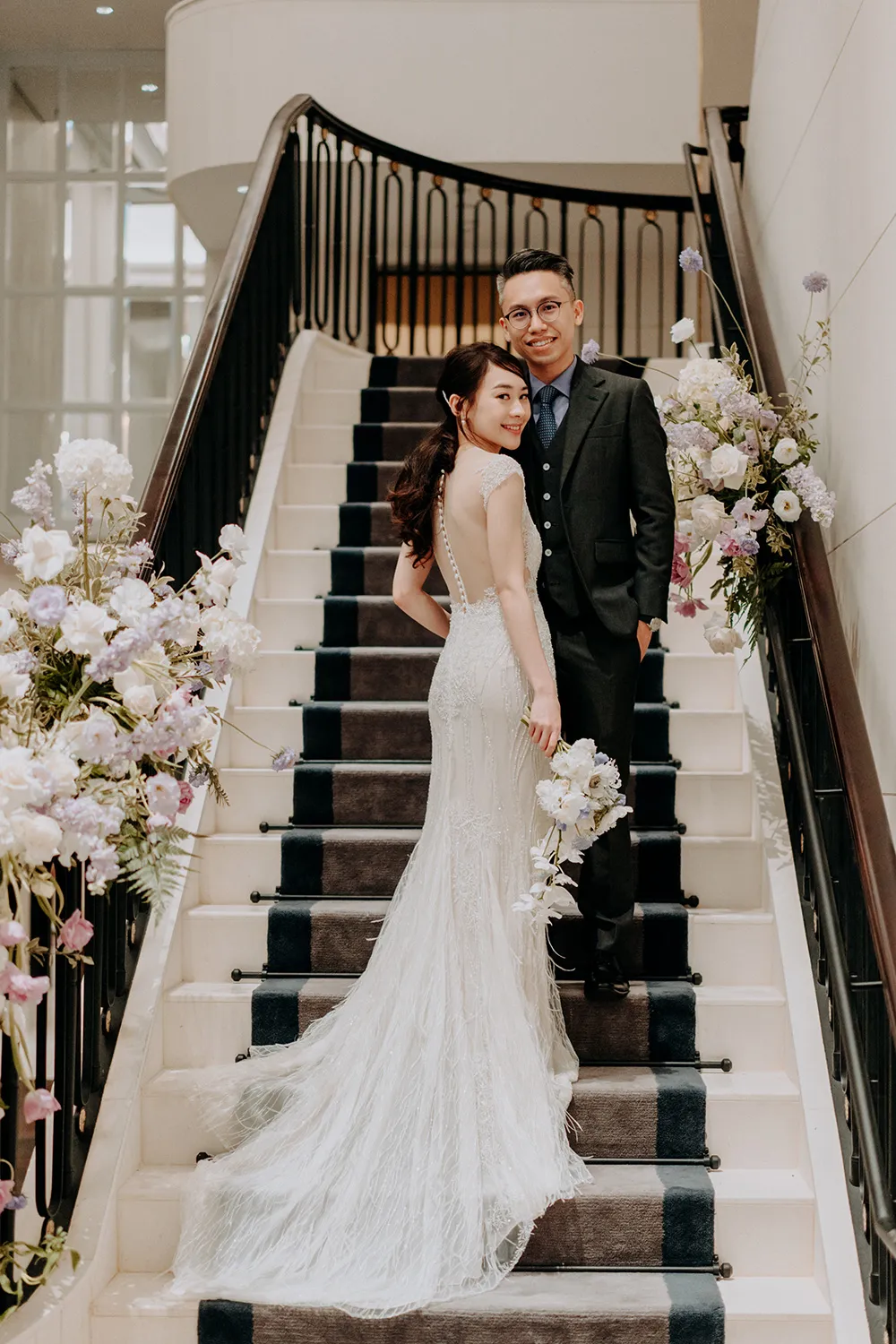 Wedding at the St Regis Singapore. Smittenpixels Photography. theweddingnotebook.com