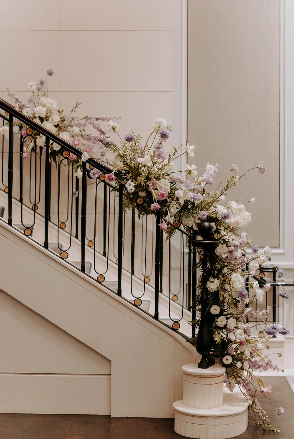 Wedding at the St Regis Singapore. Smittenpixels Photography. theweddingnotebook.com