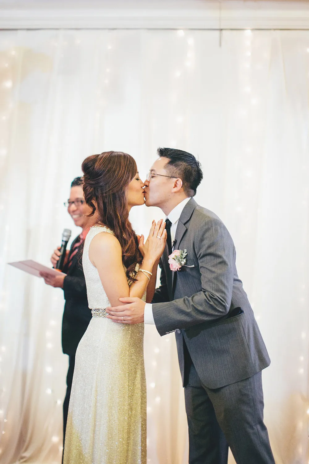 Jenny Pakcham bridal gown. Photo by Adam Ong Photography. theweddingnotebook.com