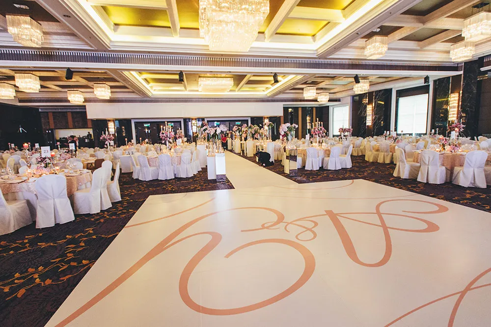 The Majestic Hotel Kuala Lumpur wedding. Photo by Adam Ong Photography. theweddingnotebook.com
