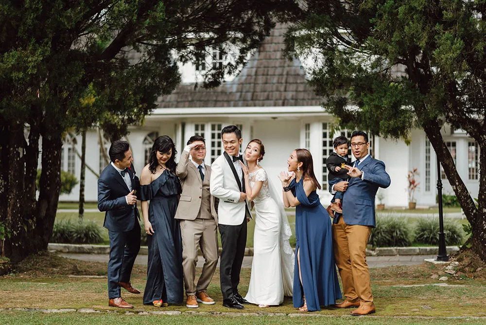 Photo by  Peter Herman Photography. theweddingnotebook.com