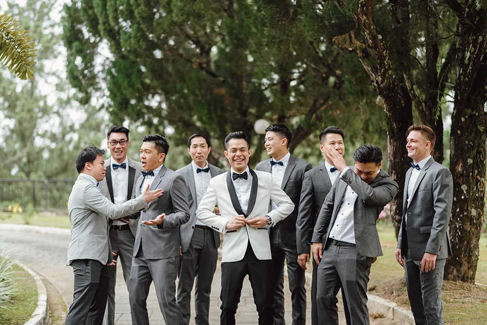 Photo by  Peter Herman Photography. theweddingnotebook.com