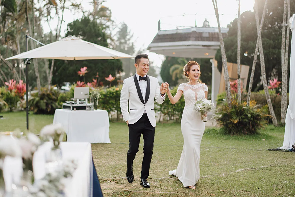 Photo by  Peter Herman Photography. theweddingnotebook.com