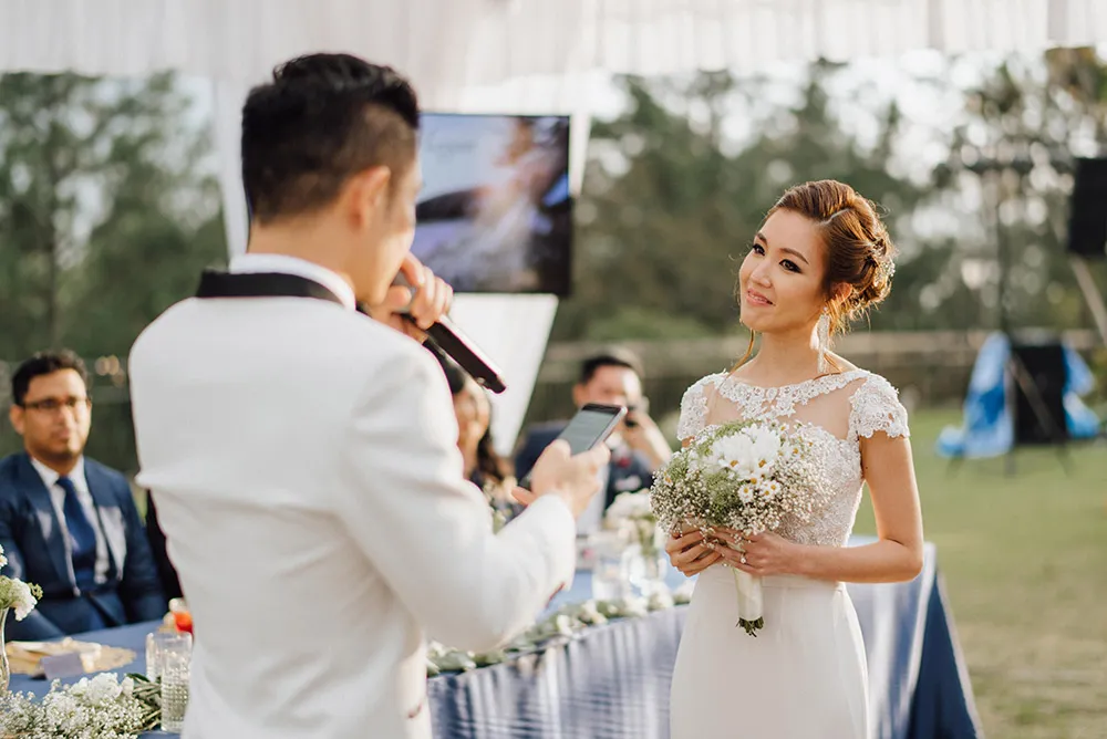 Photo by  Peter Herman Photography. theweddingnotebook.com