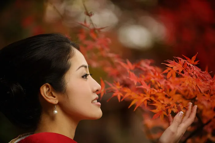 37 Frame Photography – Kyoto bridal portraits. theweddingnotebook.com