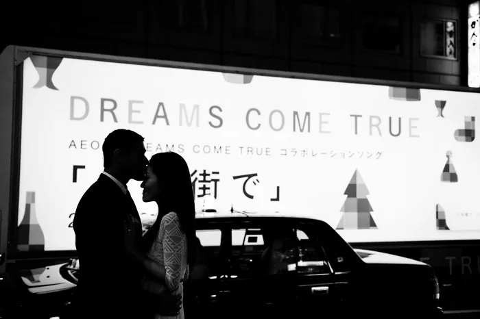 37 Frame Photography – Tokyo bridal portraits. theweddingnotebook.com