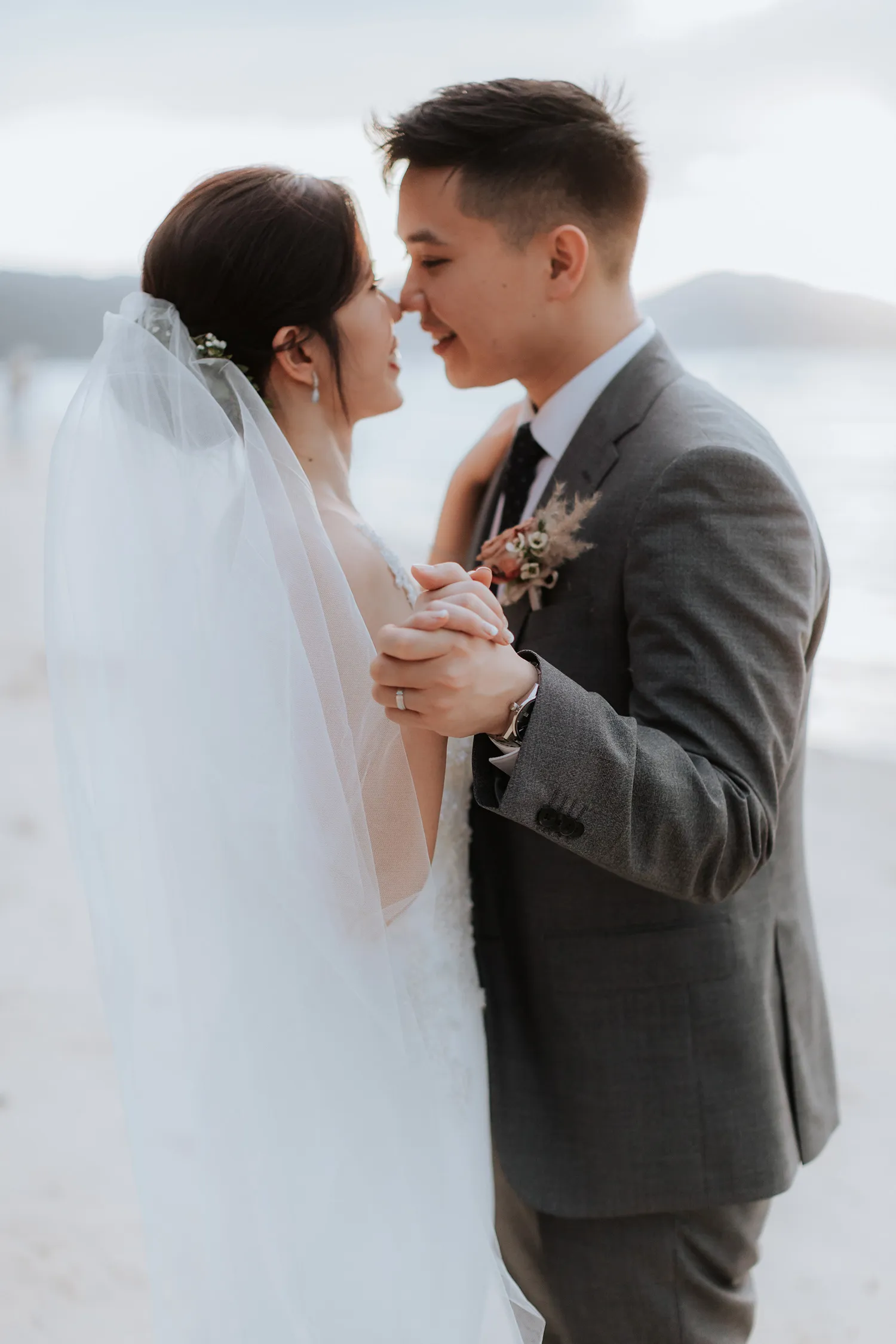 Manoj Photography. theweddingnotebook.com