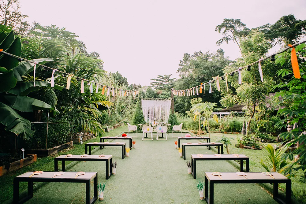 Photo by AndroidsinBoots. theweddingnotebook.com