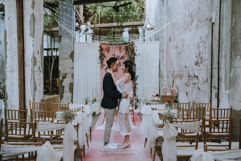 Photo by Snap by Three. theweddingnotebook.com