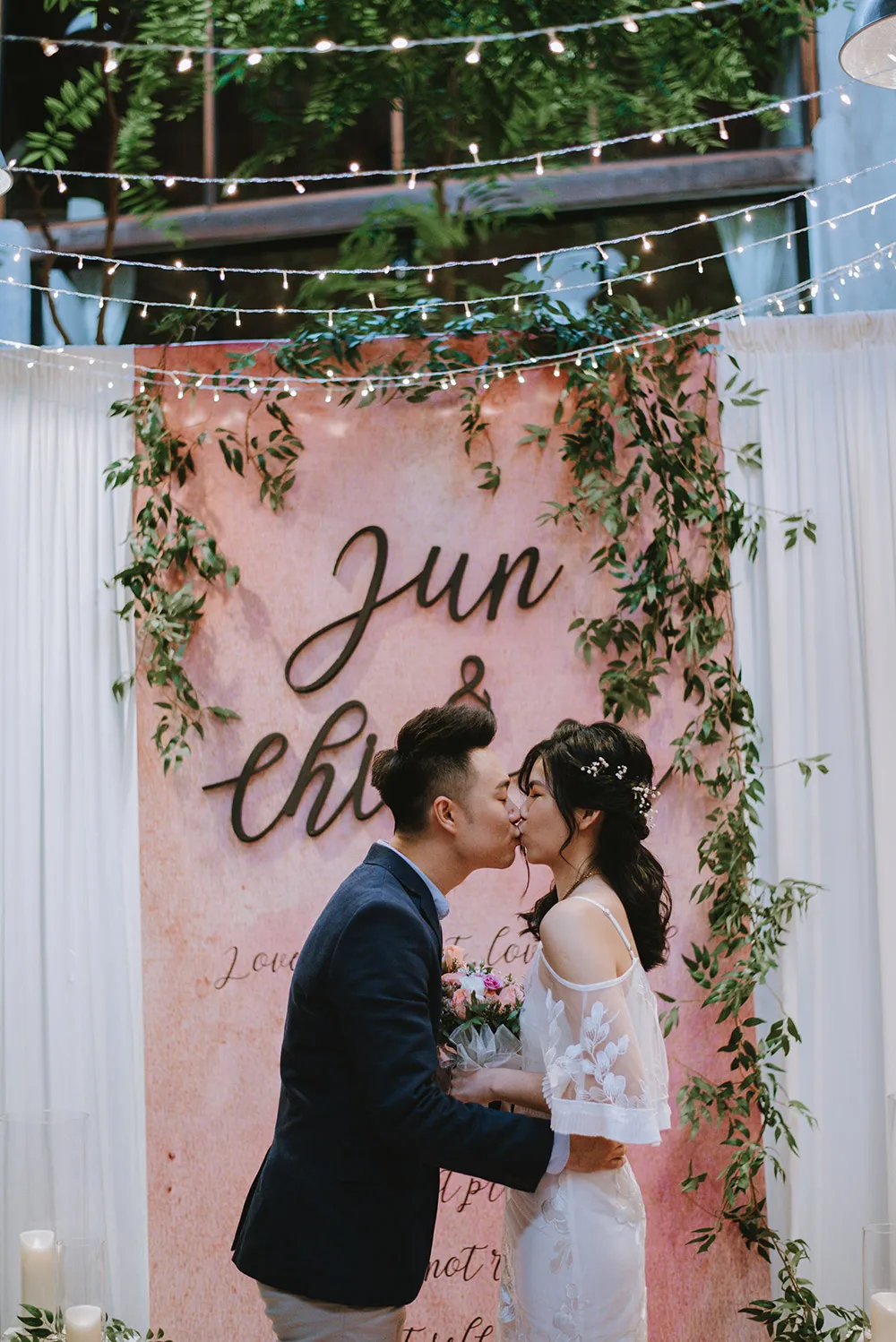 Photo by Snap by Three. theweddingnotebook.com