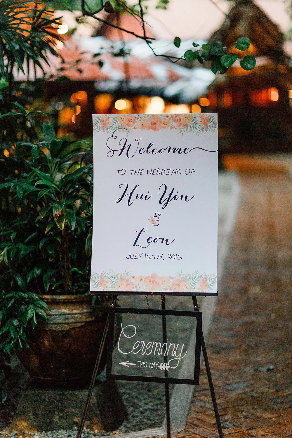 Photo by Harvard Wang Photography. theweddingnotebook.com