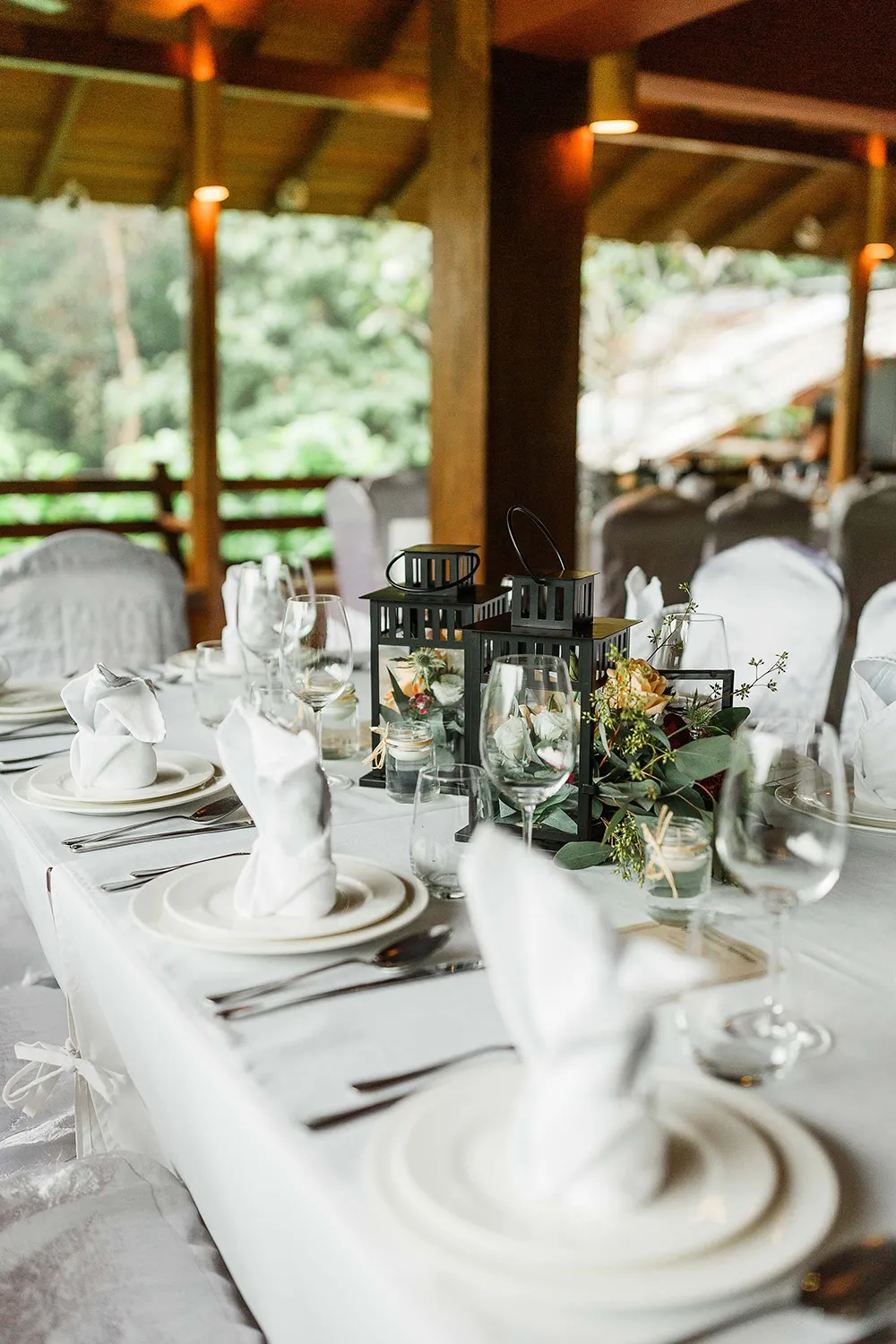 Photo by Harvard Wang Photography. theweddingnotebook.com