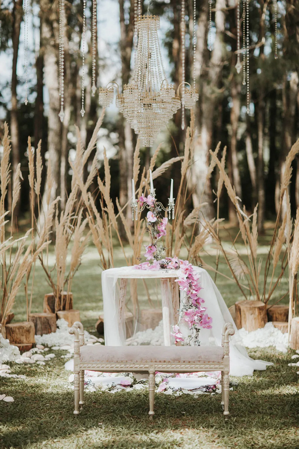 Photo by Iluminen. theweddingnotebook.com