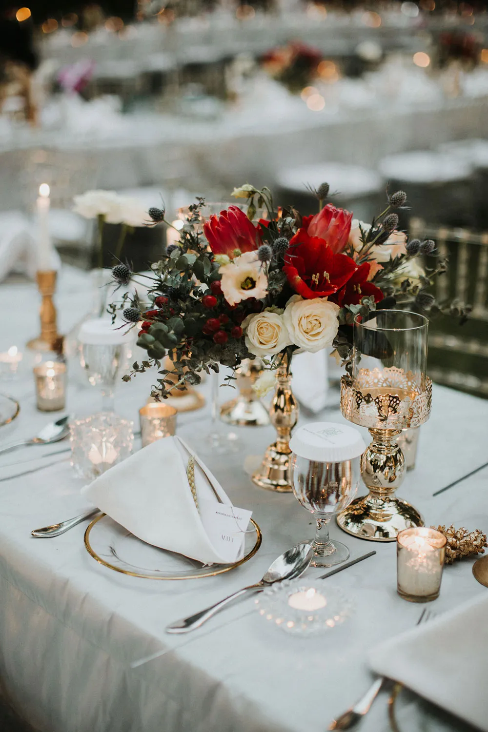 Photo by Iluminen. theweddingnotebook.com