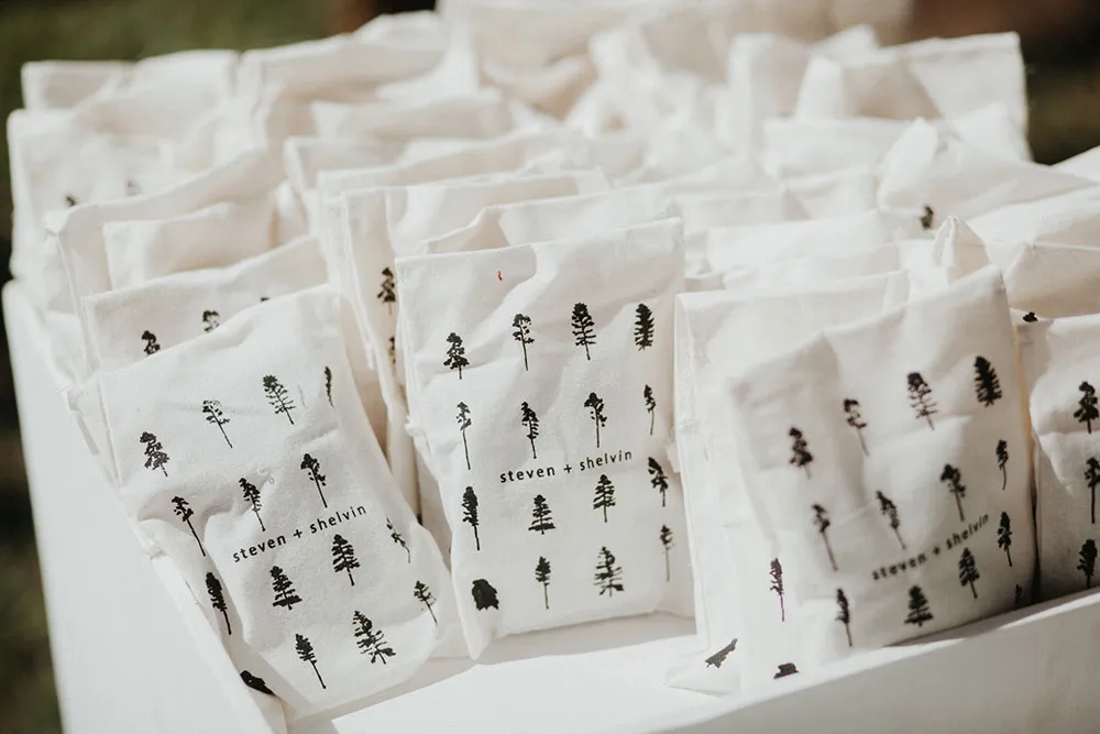 Photo by Iluminen. theweddingnotebook.com