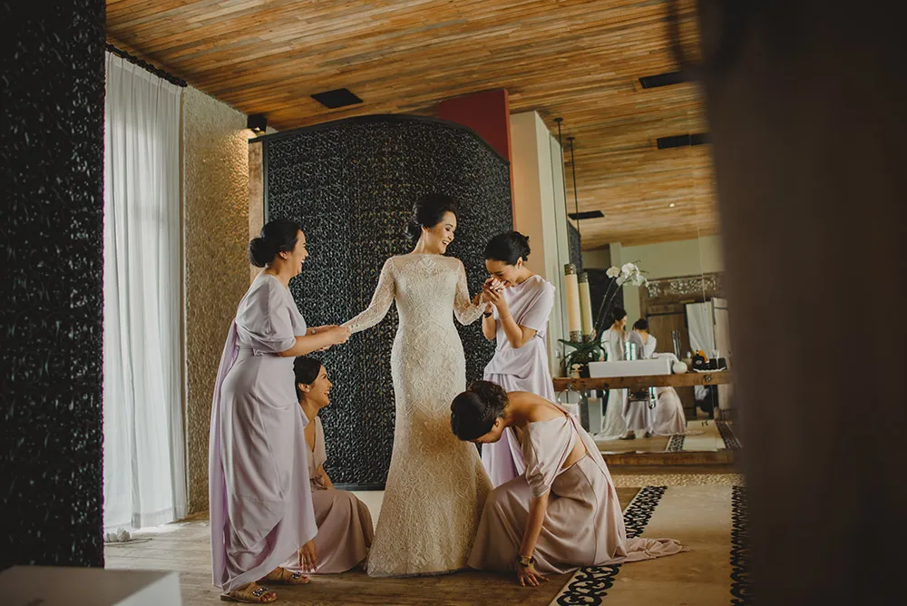 Photo by Terralogical. theweddingnotebook.com