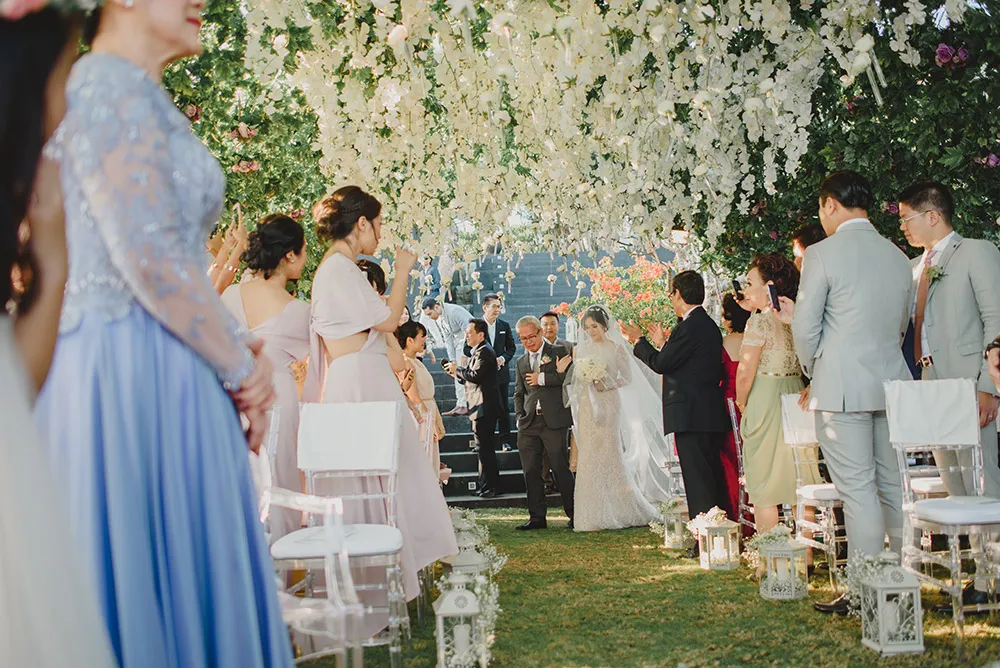 Photo by Terralogical. theweddingnotebook.com