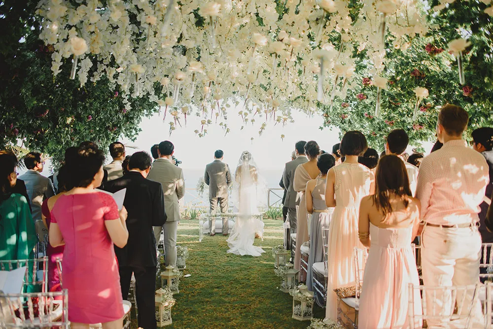 Photo by Terralogical. theweddingnotebook.com