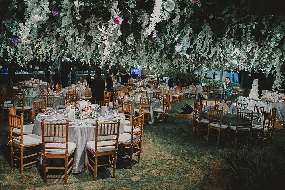 Photo by Terralogical. theweddingnotebook.com