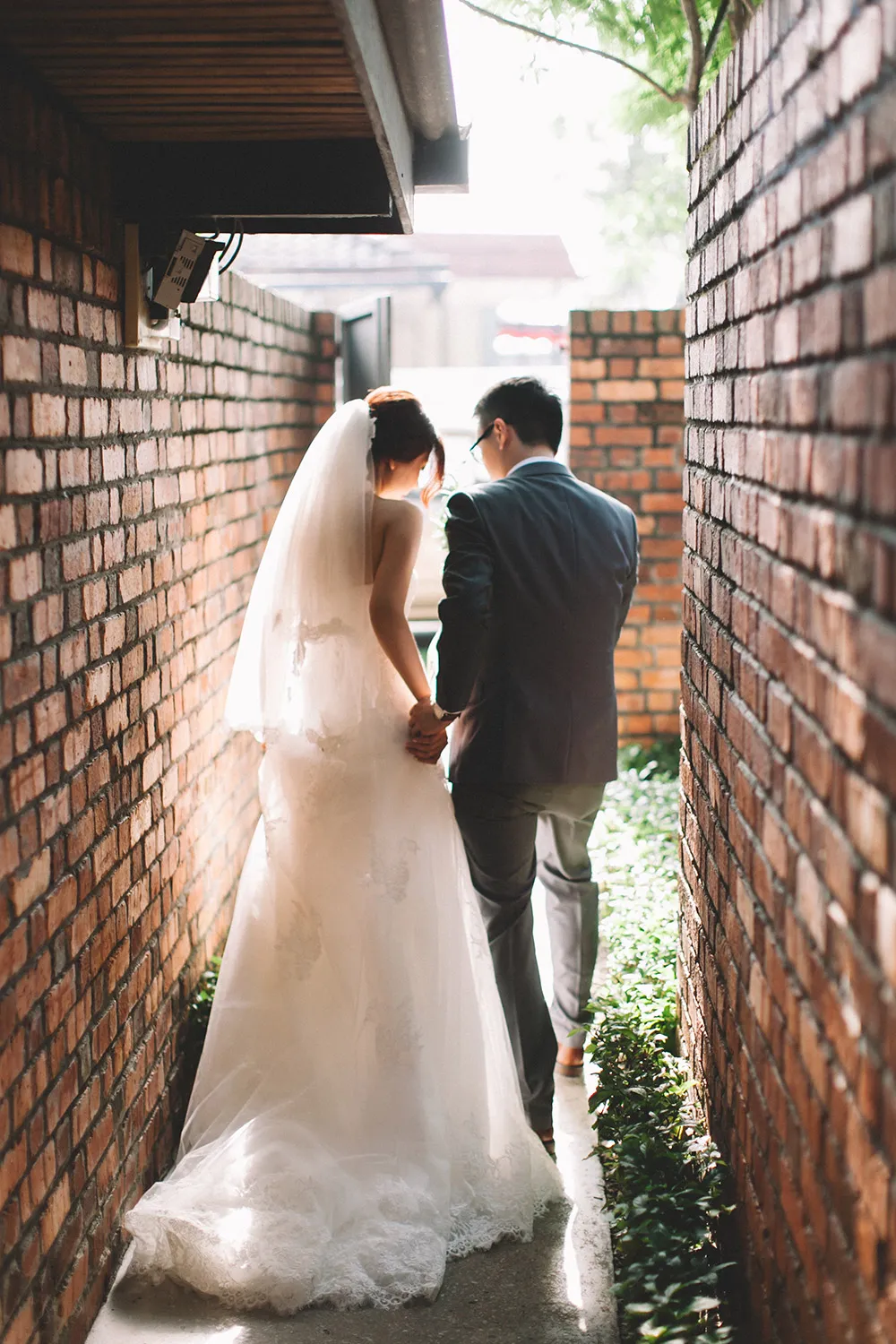 Photo by Arch and Vow Studio. theweddingnotebook.com