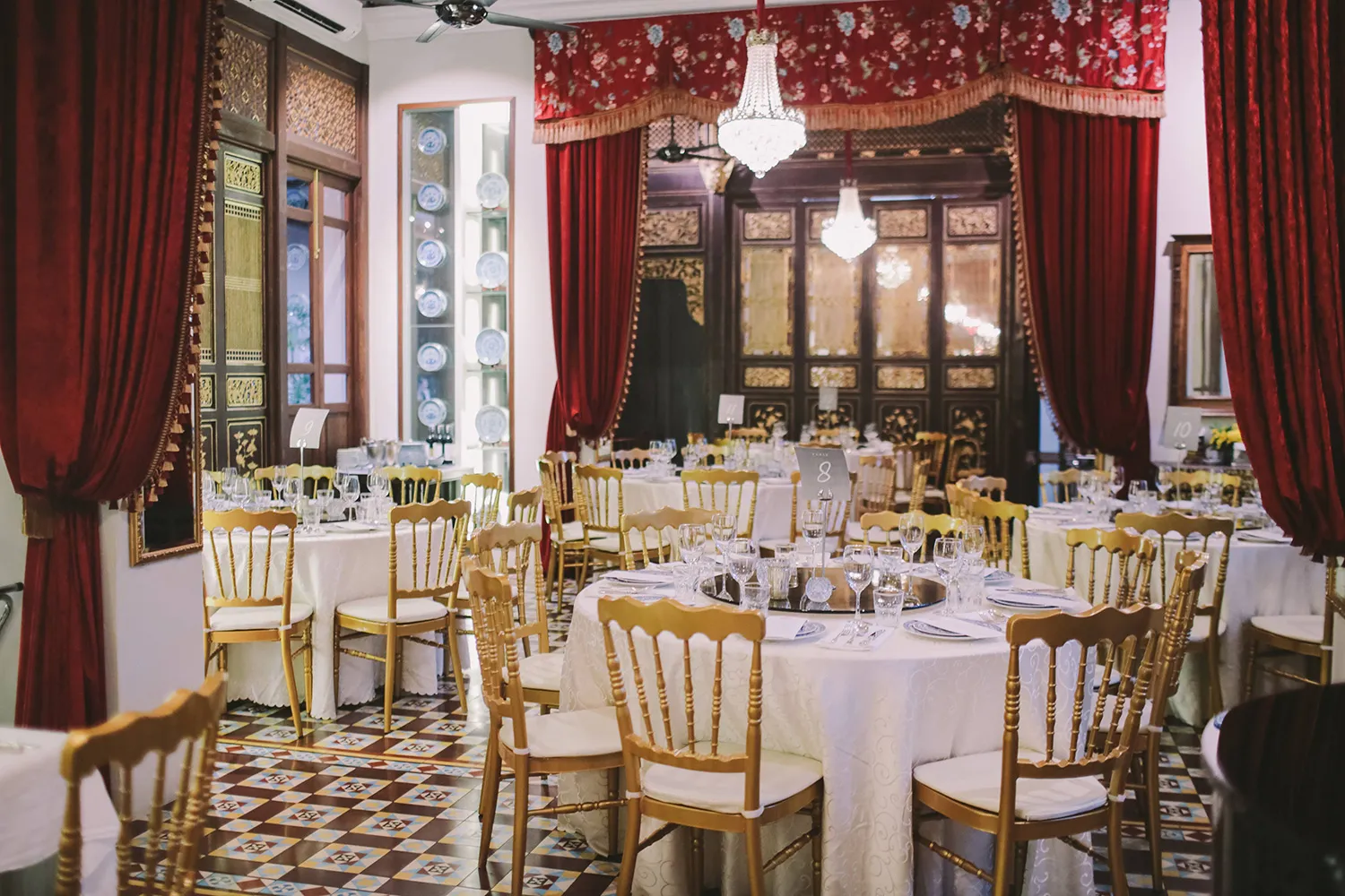 Jenny Sun Photography. theweddingnotebook.com