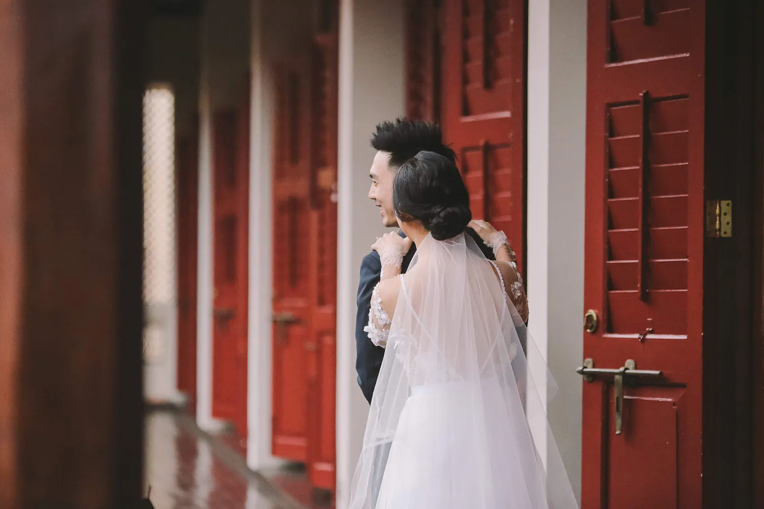 Jenny Sun Photography. theweddingnotebook.com