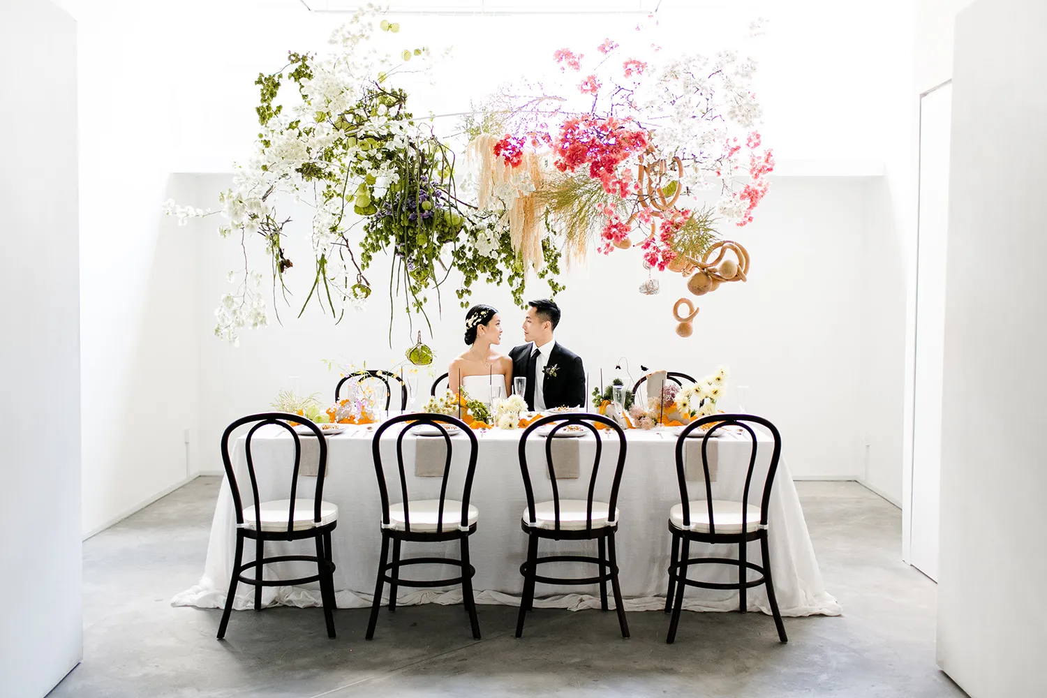 Maritha Mae Photography. Modern art wedding styled shoot. theweddingnotebook.com