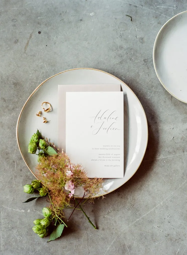Maritha Mae Photography. Modern art wedding styled shoot. theweddingnotebook.com