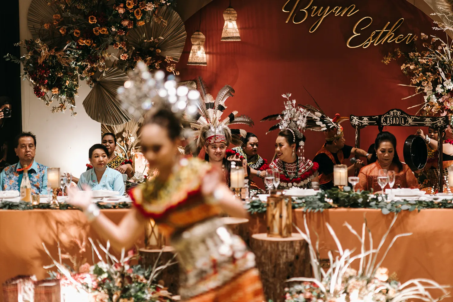 Andy Phe Photography. theweddingnotebook.com