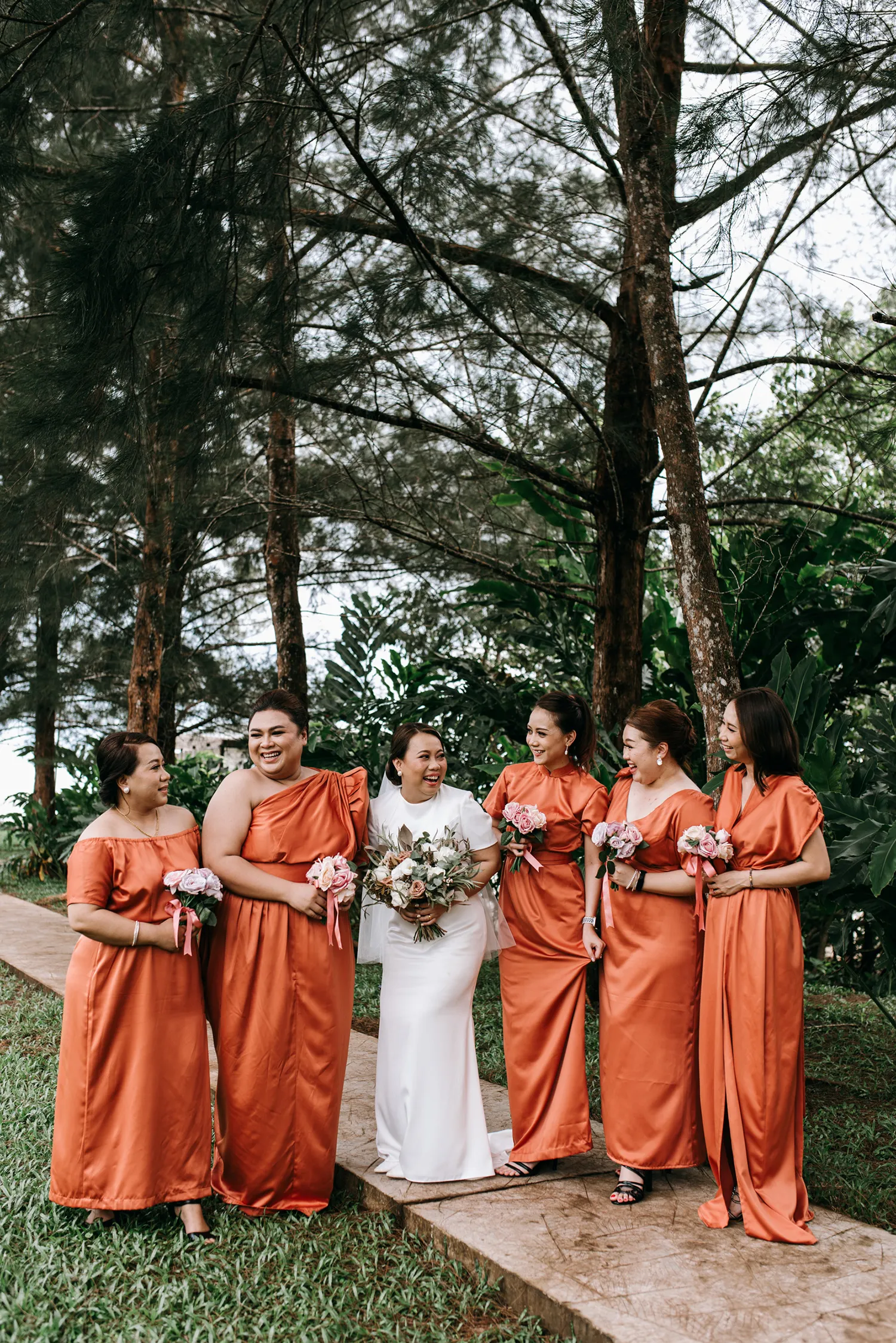 Andy Phe Photography. theweddingnotebook.com