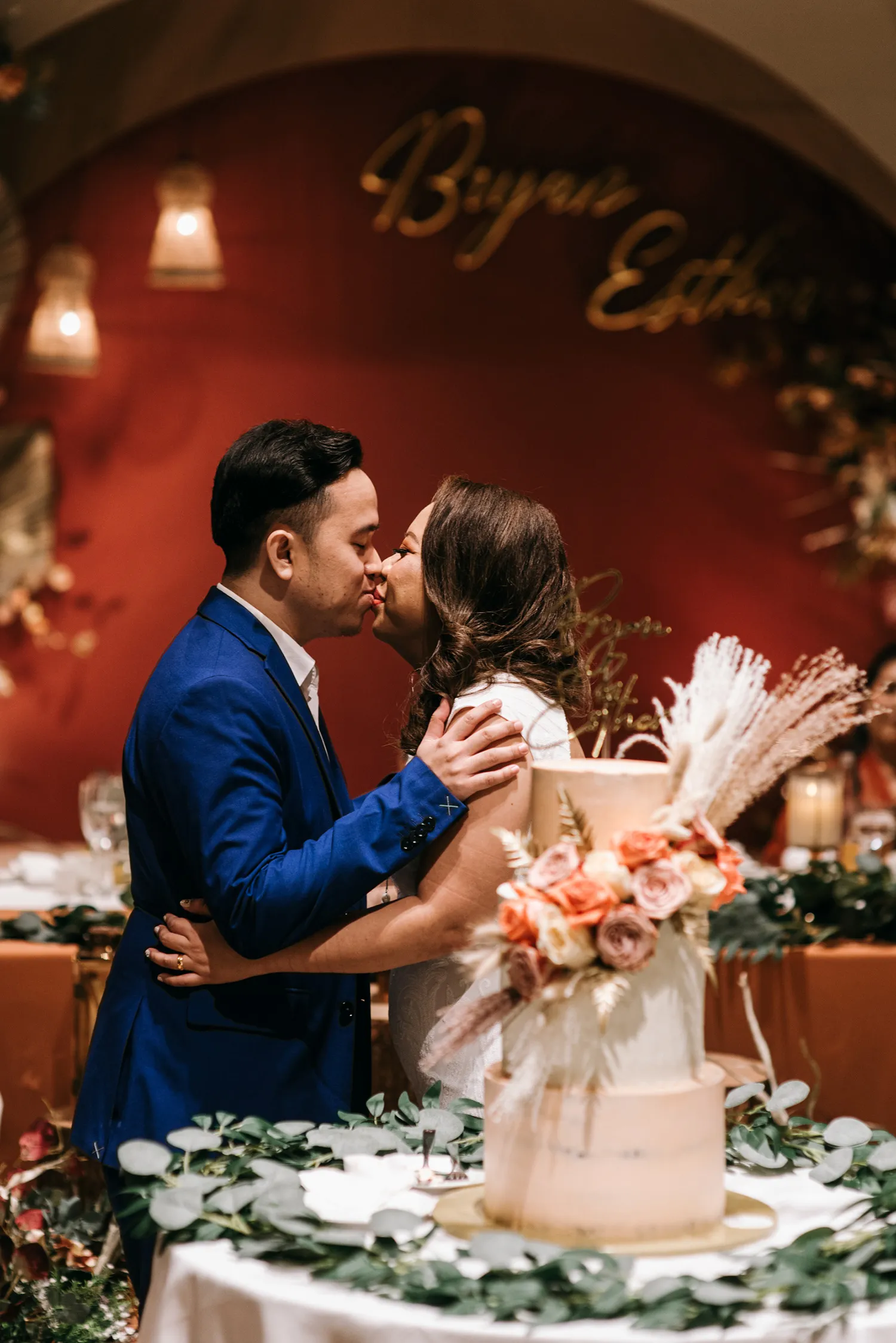 Andy Phe Photography. theweddingnotebook.com