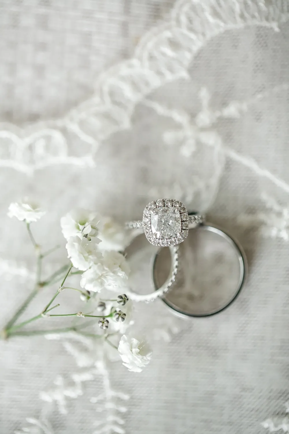 Photo by Mayad Studios. theweddingnotebook.com 