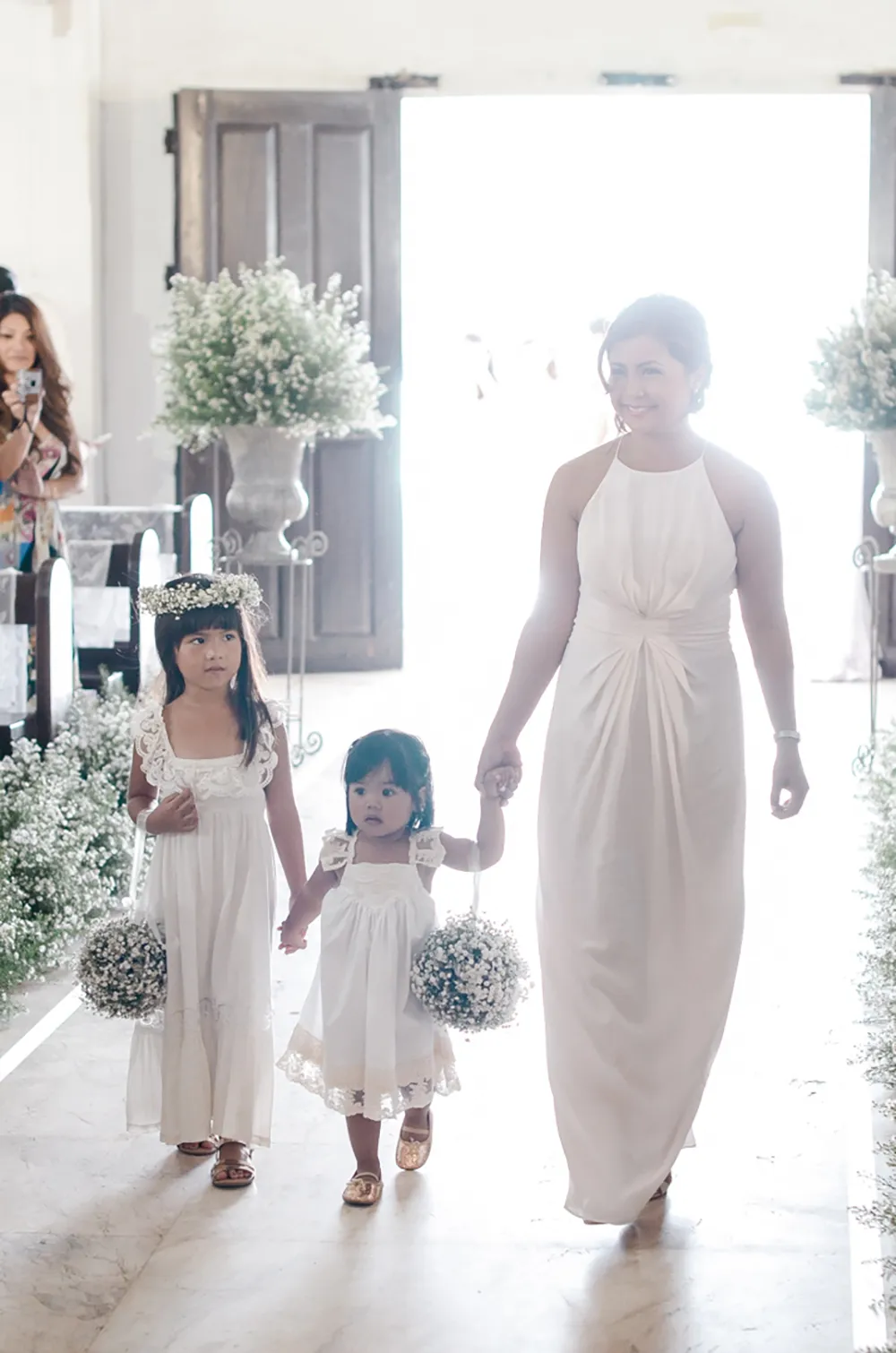 Photo by Mayad Studios. theweddingnotebook.com 