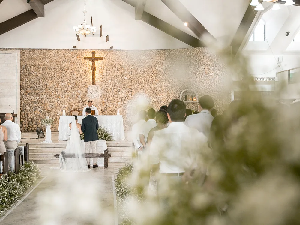 Photo by Mayad Studios. theweddingnotebook.com 