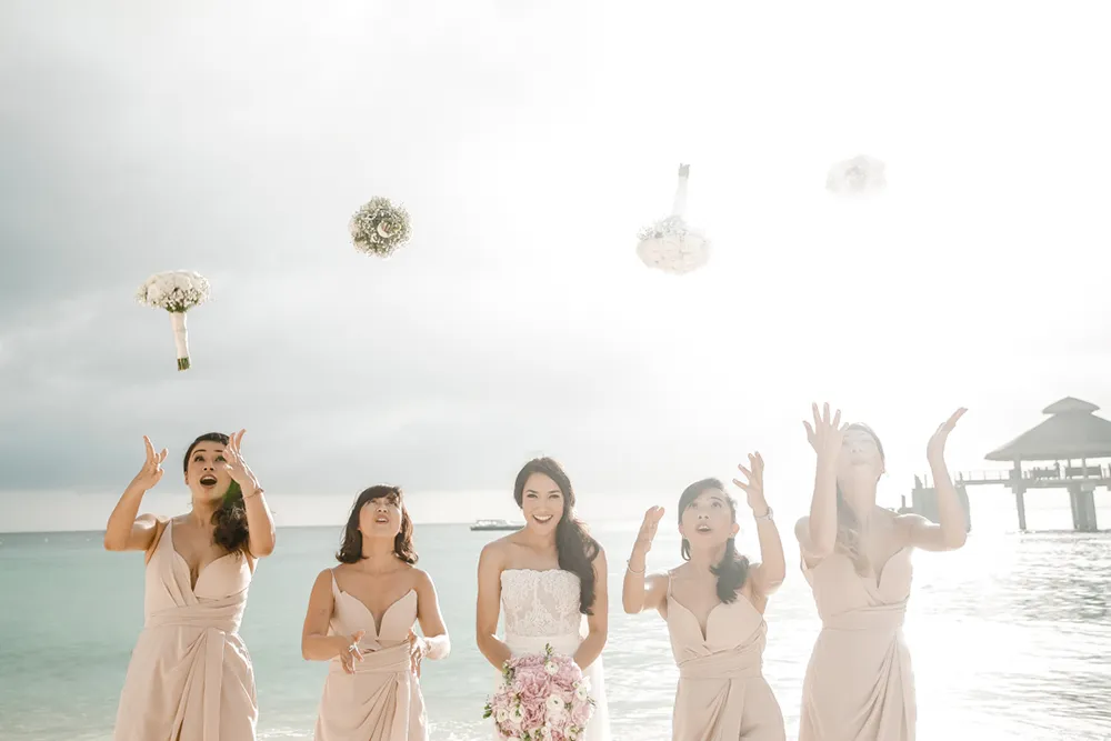 Photo by Mayad Studios. theweddingnotebook.com 