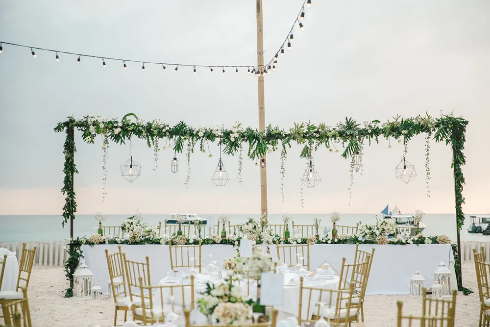 Photo by Mayad Studios. theweddingnotebook.com 