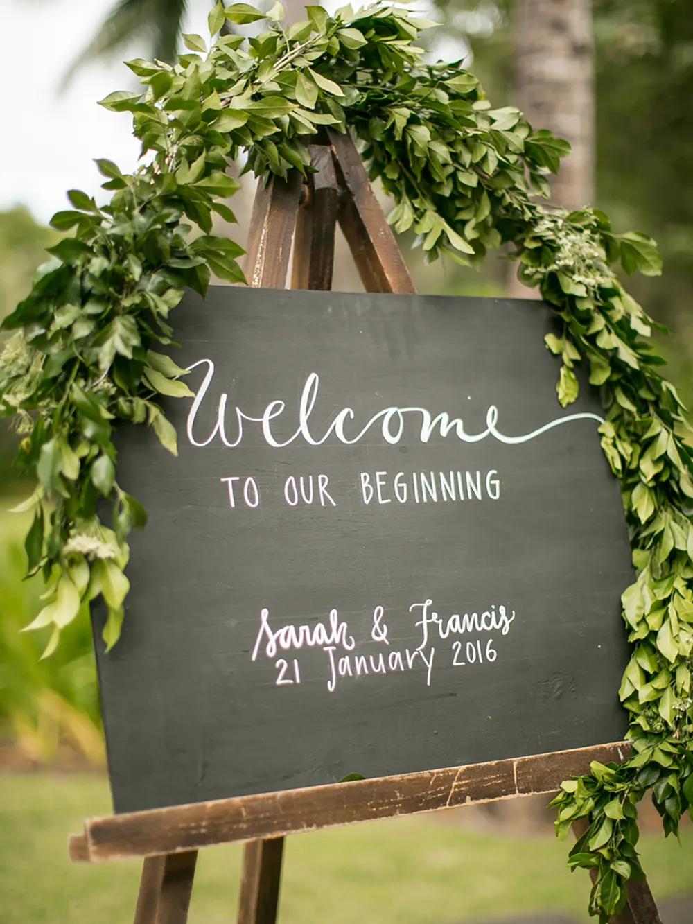 Photo by Mayad Studios. theweddingnotebook.com 