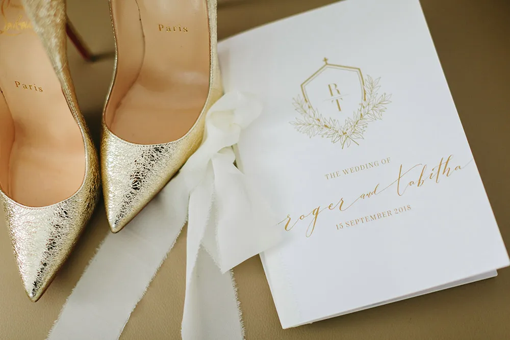 Photo by MJK Photography. theweddingnotebook.com