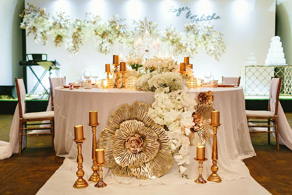 Photo by MJK Photography. theweddingnotebook.com