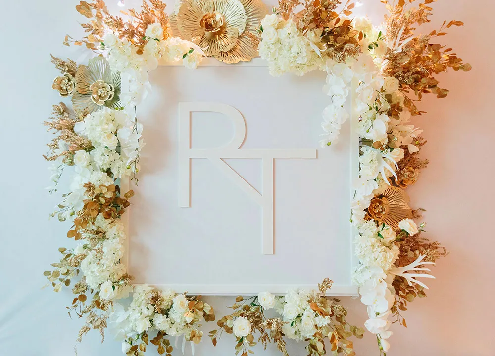 Photo by MJK Photography. theweddingnotebook.com