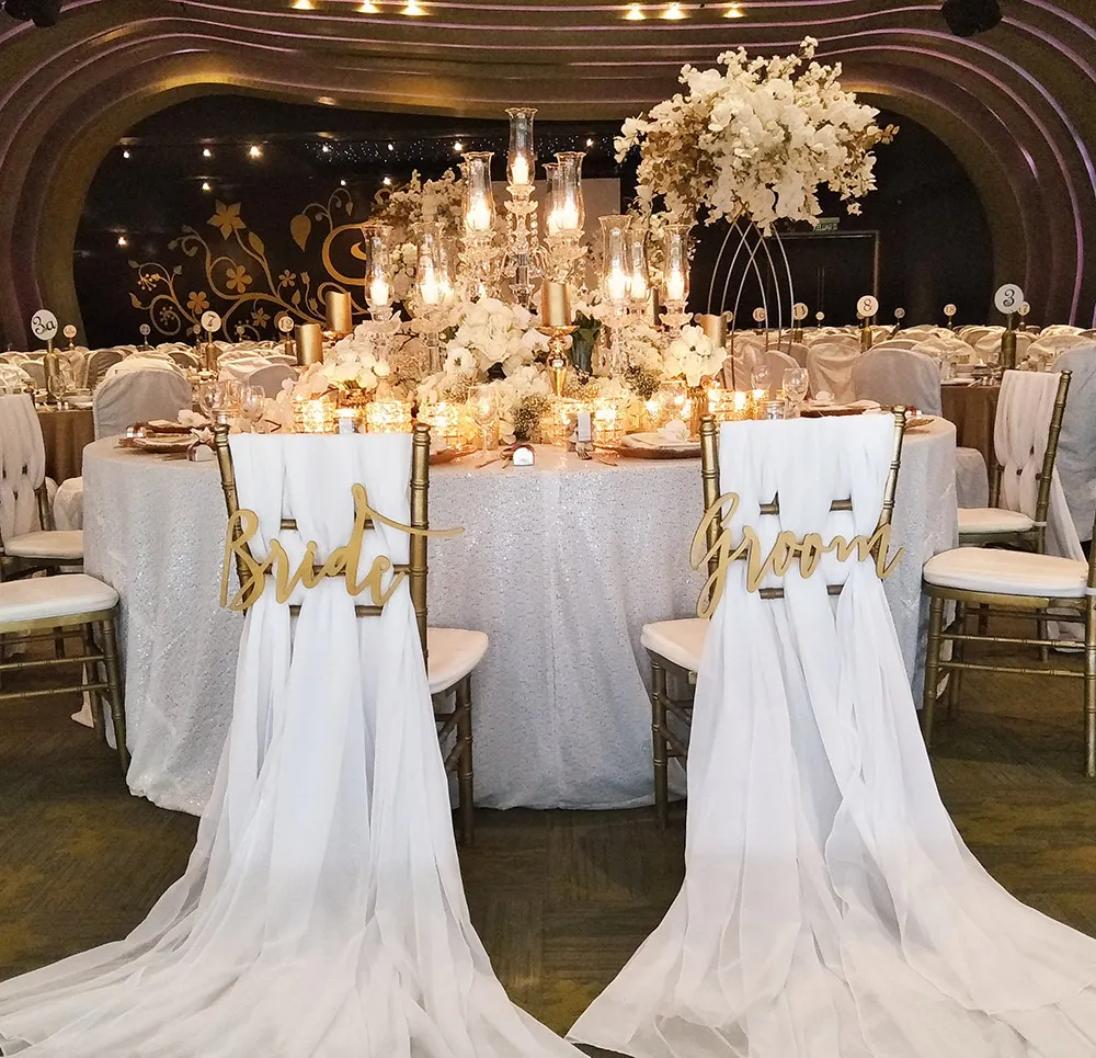 Photo by MJK Photography. theweddingnotebook.com