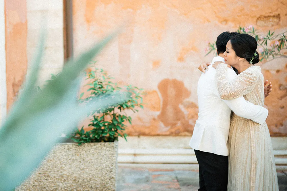 Photo by Axioo. theweddingnotebook.com