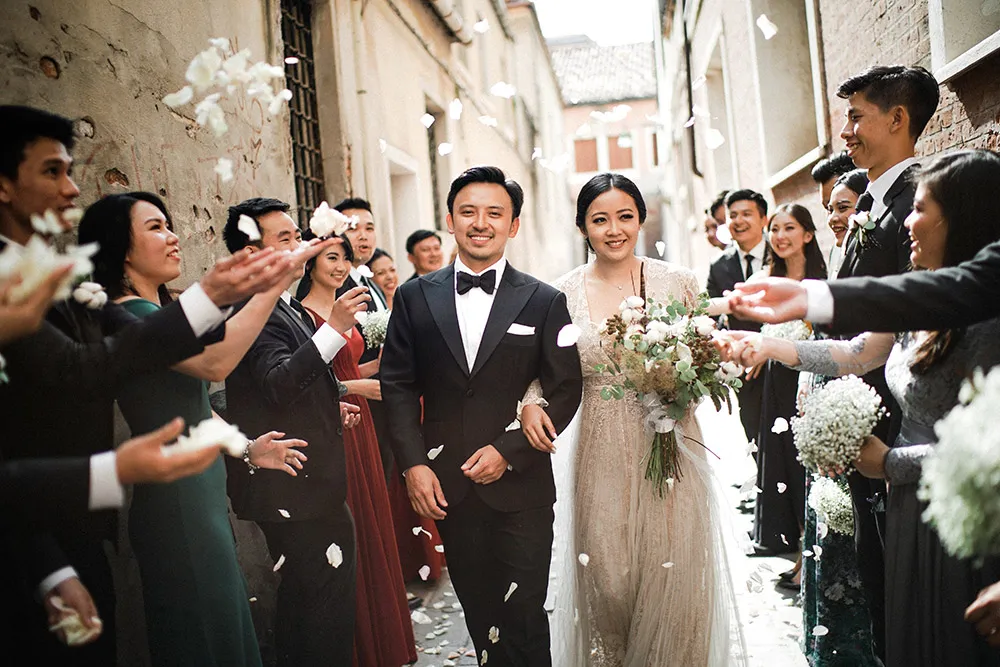 Photo by Axioo. theweddingnotebook.com